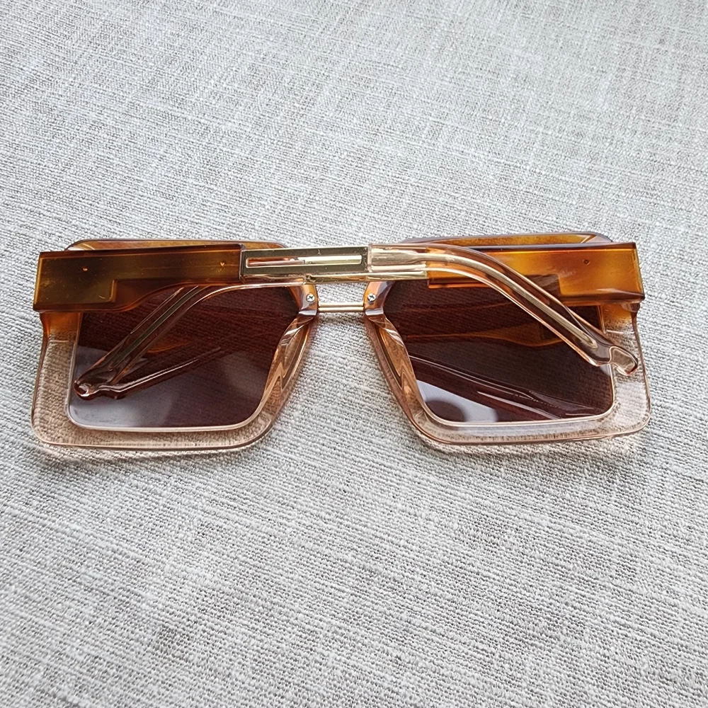 NWOT Coco and Breezy Amazonian Sunglasses - Brown - Picture 3 of 9